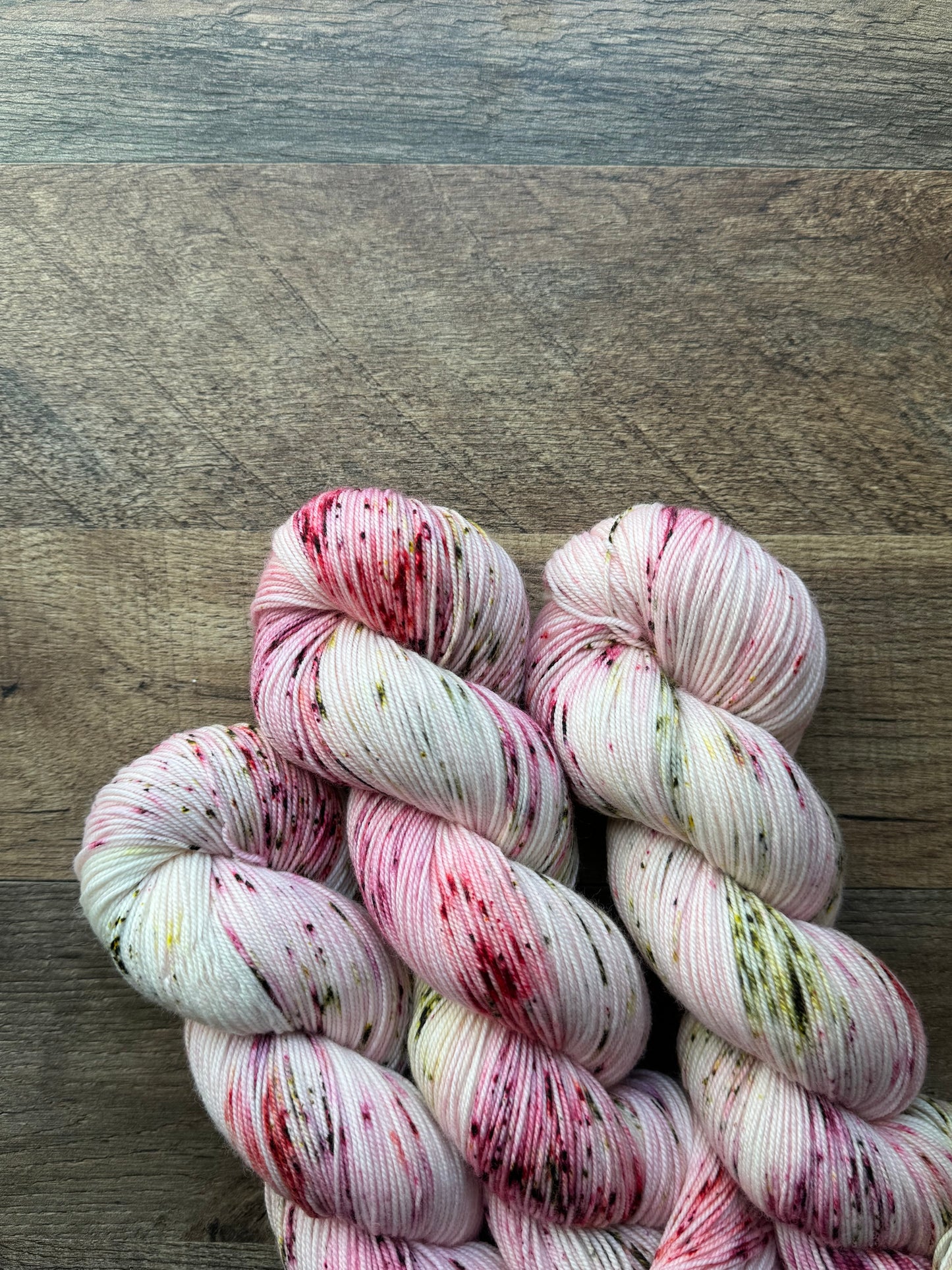 Ready to Ship / Peppermint Swirl Trial 1