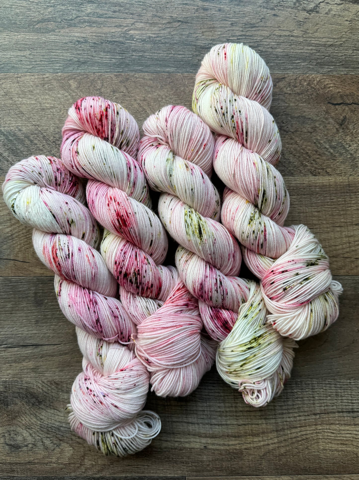 Ready to Ship / Peppermint Swirl Trial 1
